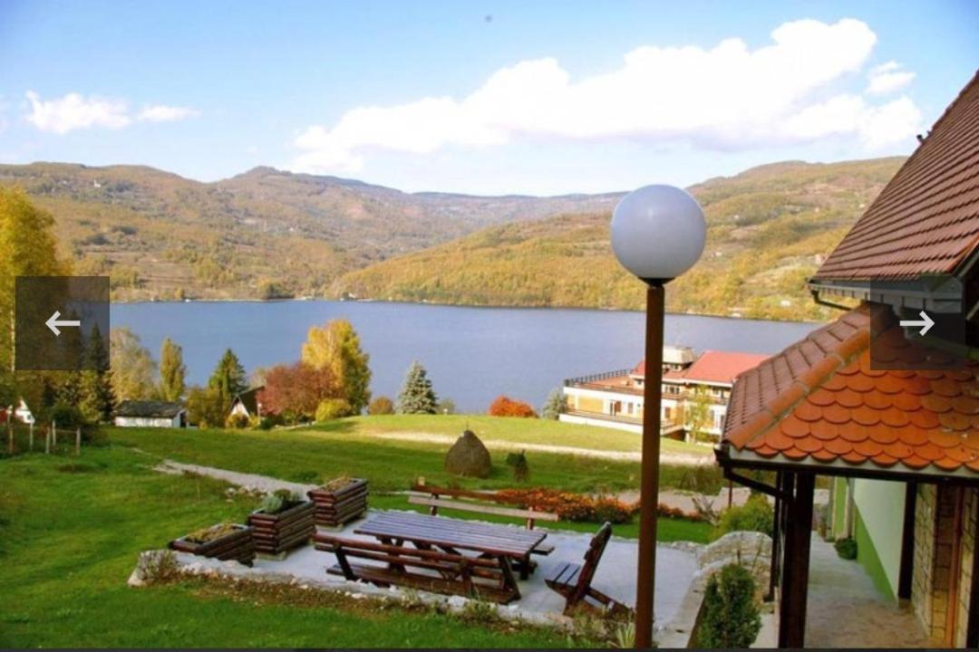 Vila Jezero Bajina Basta Pokoj fotografie